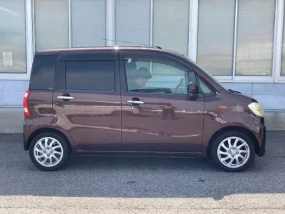 Daihatsu TANTO EXE