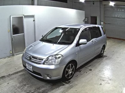 Toyota RAUM