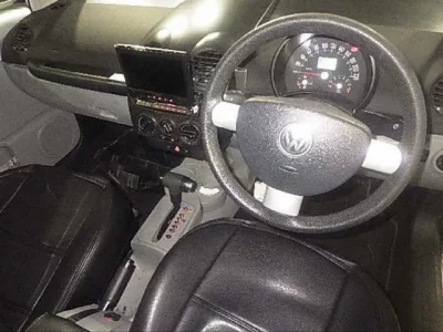 Volkswagen NEW BEETLE