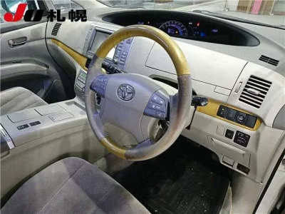 Toyota ESTIMA HYBRID
