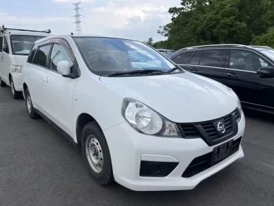 Nissan AD