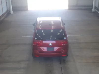 Volkswagen GOLF TOURAN