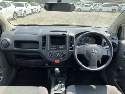 Nissan AD