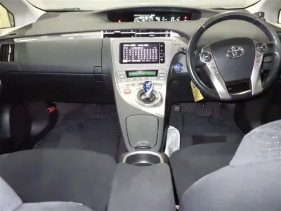 Toyota PRIUS PHV