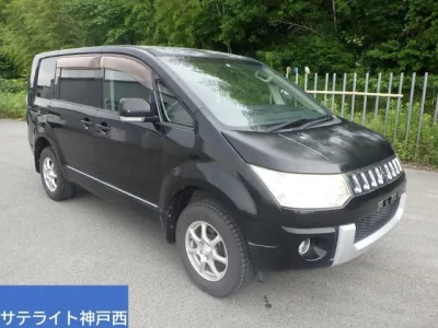 Mitsubishi DELICA D5