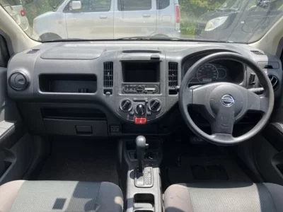 Nissan AD
