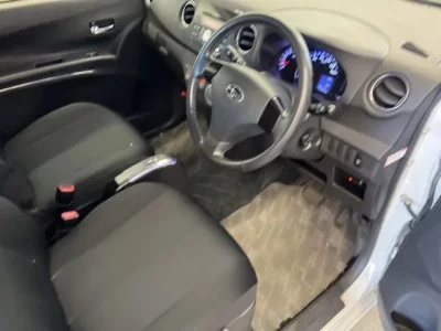 Subaru LUCRA