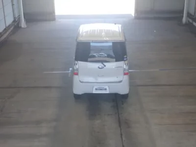 Subaru LUCRA