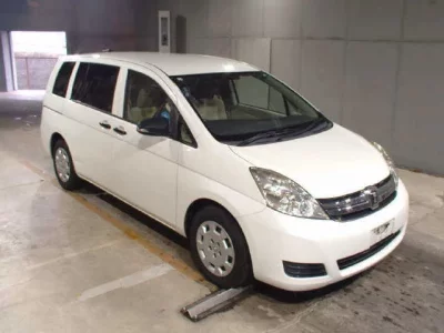 Toyota ISIS