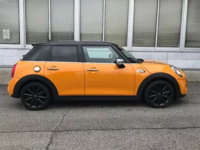 BMW MINI
