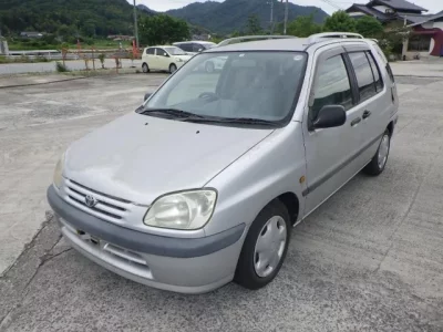 Toyota RAUM