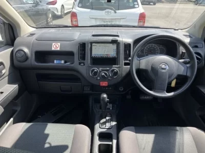 Nissan AD