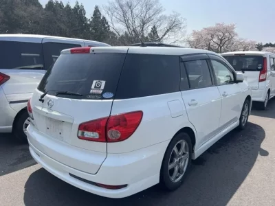Nissan WINGROAD