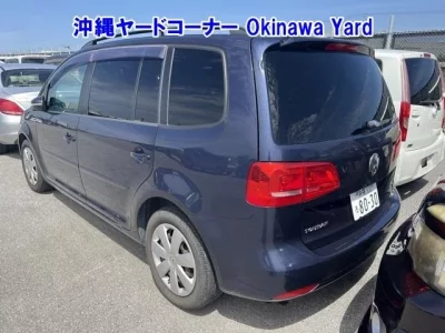 Volkswagen GOLF TOURAN