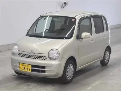 Daihatsu MOVE LATTE