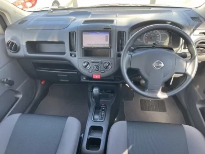 Nissan AD