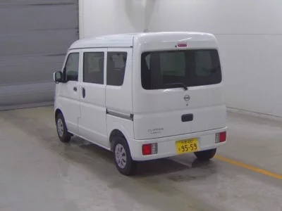 Nissan CLIPPER VAN