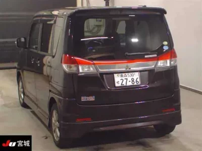 Mitsubishi DELICA D2