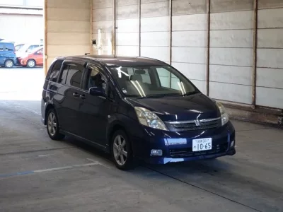 Toyota ISIS