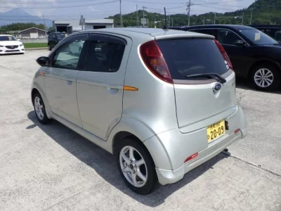 Subaru R2