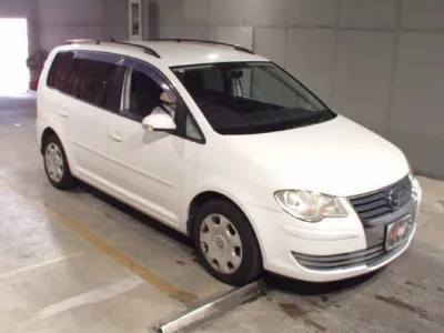 Volkswagen GOLF TOURAN