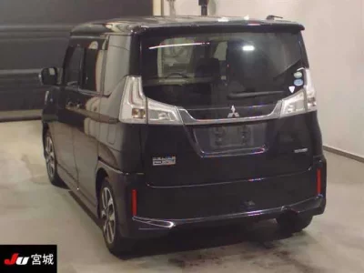 Mitsubishi DELICA D2