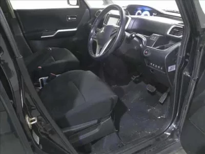 Mitsubishi DELICA D2