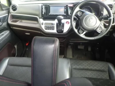 Honda N WGN