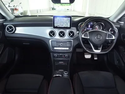 Mercedes-Benz CLA CLASS