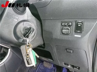 Toyota IST