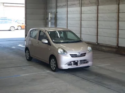 Daihatsu MIRA E S