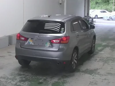 Mitsubishi RVR