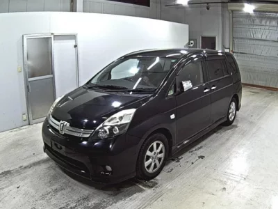Toyota ISIS