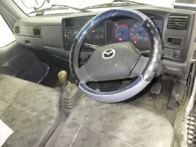 Mazda TITAN