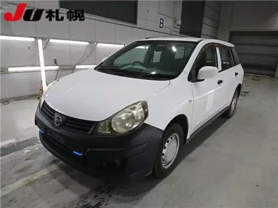 Nissan AD