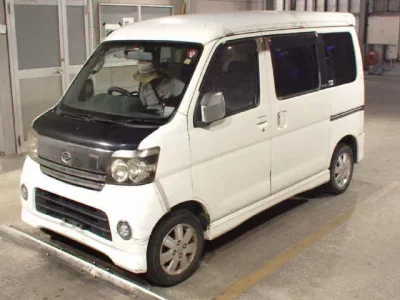 Daihatsu Atrai Wagon