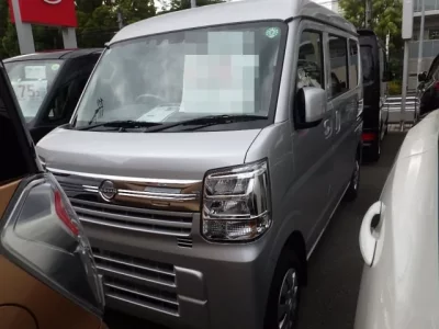 Nissan CLIPPER VAN