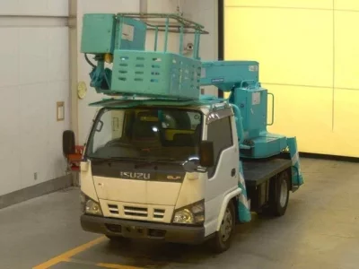 Isuzu ELF
