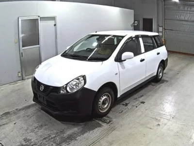 Nissan AD