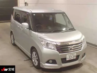 Mitsubishi DELICA D2
