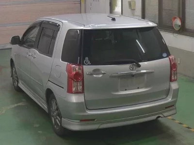 Toyota RAUM