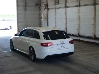 Audi RS4