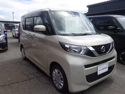 Nissan ROOX