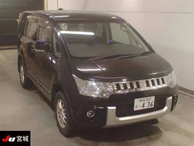 Mitsubishi DELICA D5
