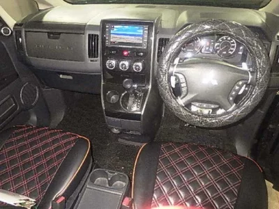 Mitsubishi DELICA D5