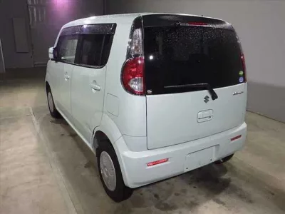 Suzuki MRWAGON