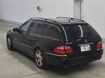 Mercedes-Benz E CLASS WAGON