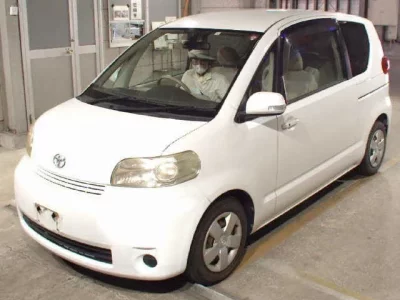Toyota PORTE