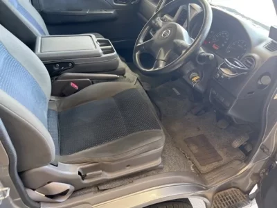 Nissan CARAVAN VAN
