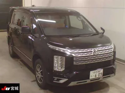 Mitsubishi DELICA D5
